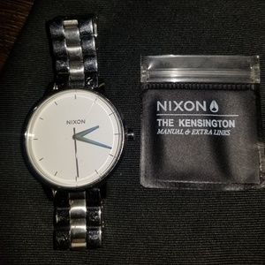 NIXON watch